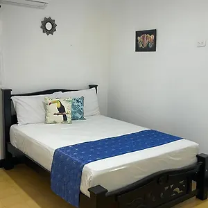  Pensión Hostal Mi Casa 18 Colombia